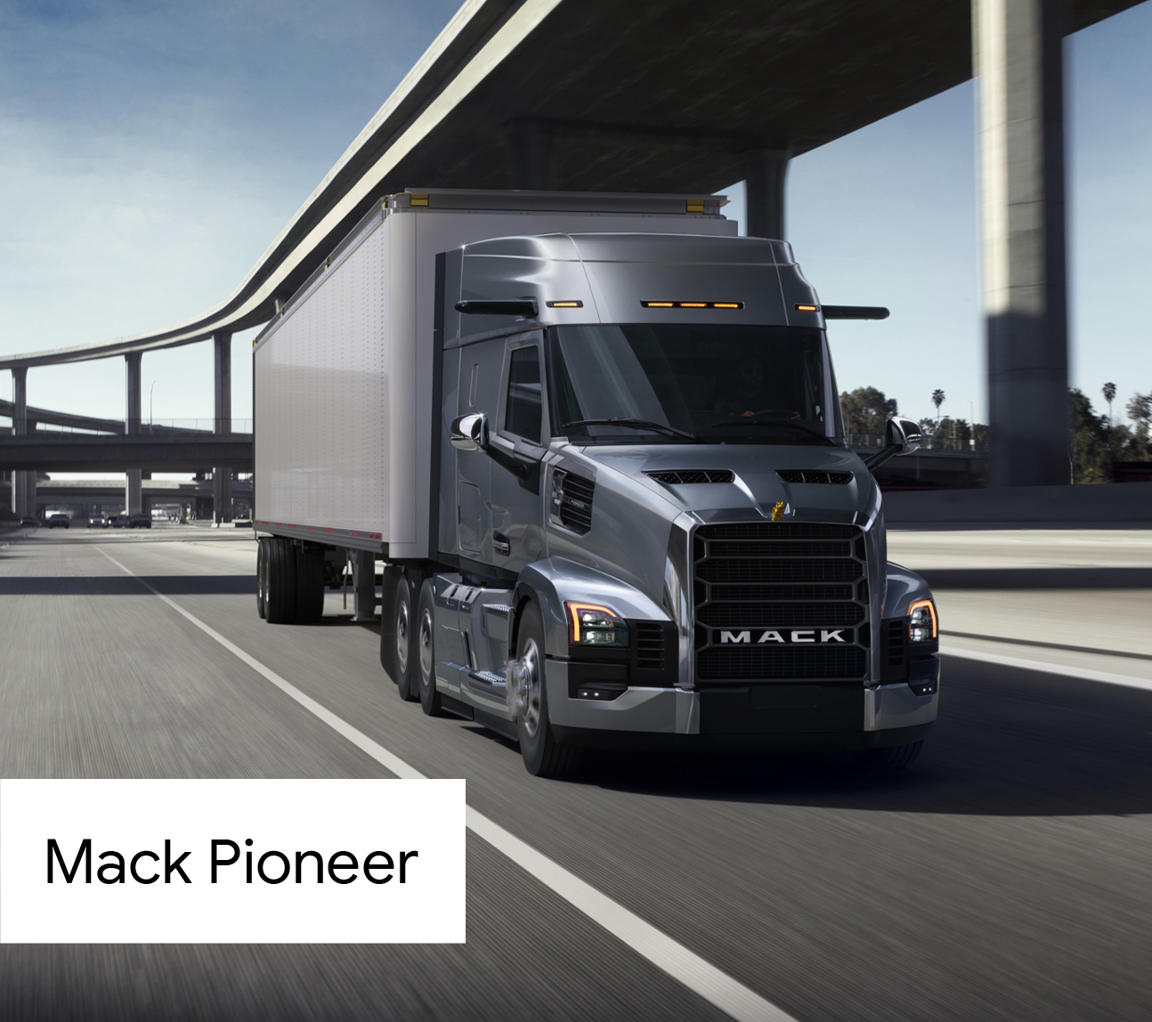 Mack Pioneer